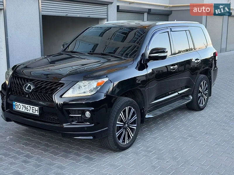 Lexus LX 2010