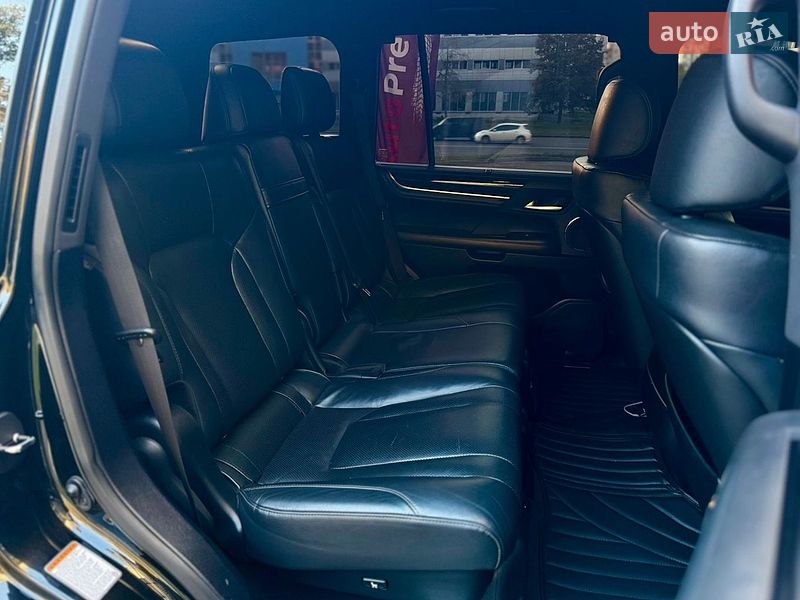 Позашляховик / Кросовер Lexus LX 2018 в Харкові