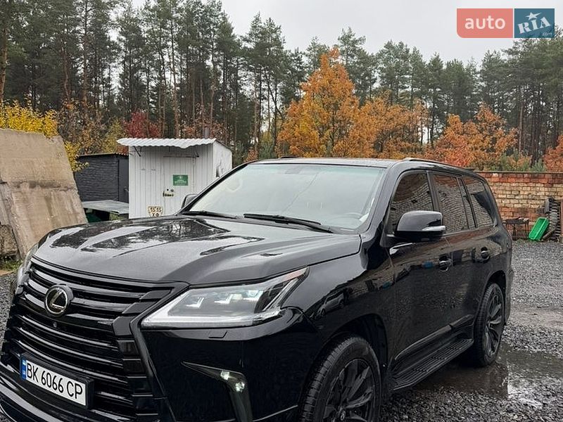Внедорожник / Кроссовер Lexus LX 2010 в Славуте