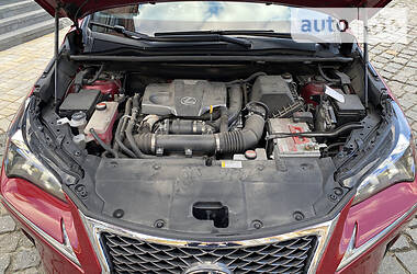 Позашляховик / Кросовер Lexus NX 2015 в 