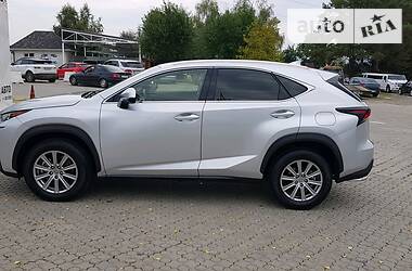 Внедорожник / Кроссовер Lexus NX 2016 в Черновцах