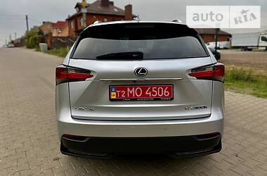 Внедорожник / Кроссовер Lexus NX 2015 в Ровно