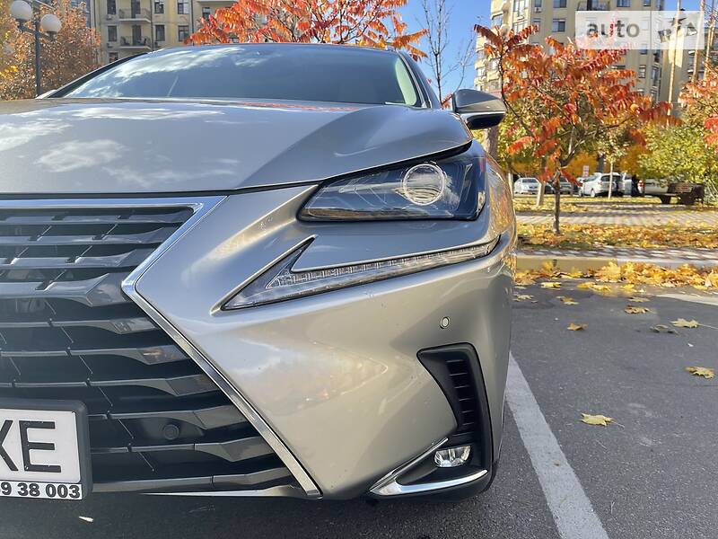 Внедорожник / Кроссовер Lexus NX 2017 в Киеве