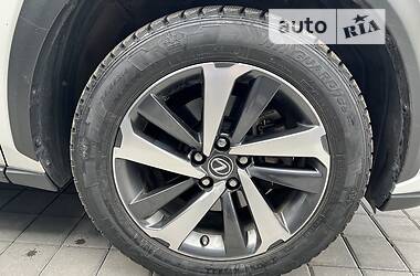 Внедорожник / Кроссовер Lexus NX 2017 в 