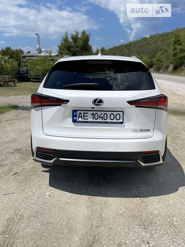 Позашляховик / Кросовер Lexus NX 2020 в Дніпрі