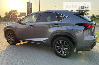 Внедорожник / Кроссовер Lexus NX 2014 в Киеве