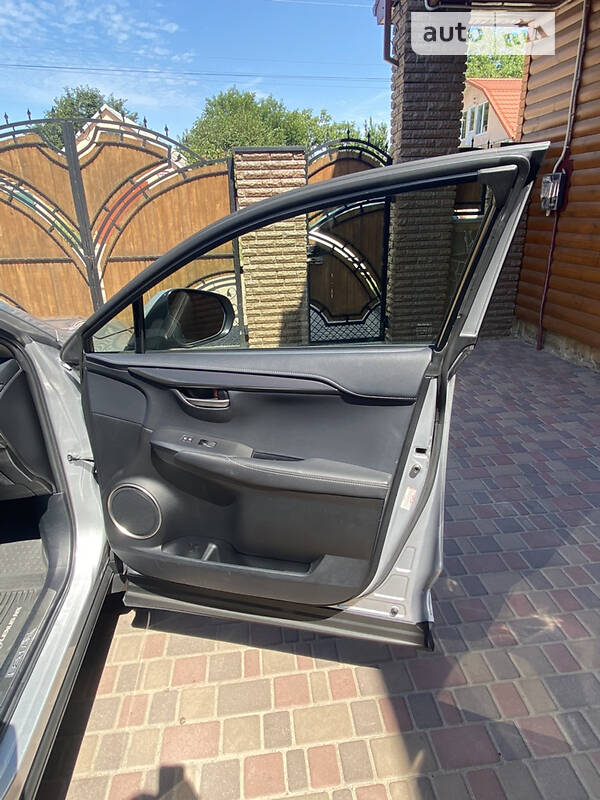 Внедорожник / Кроссовер Lexus NX 2017 в Харькове