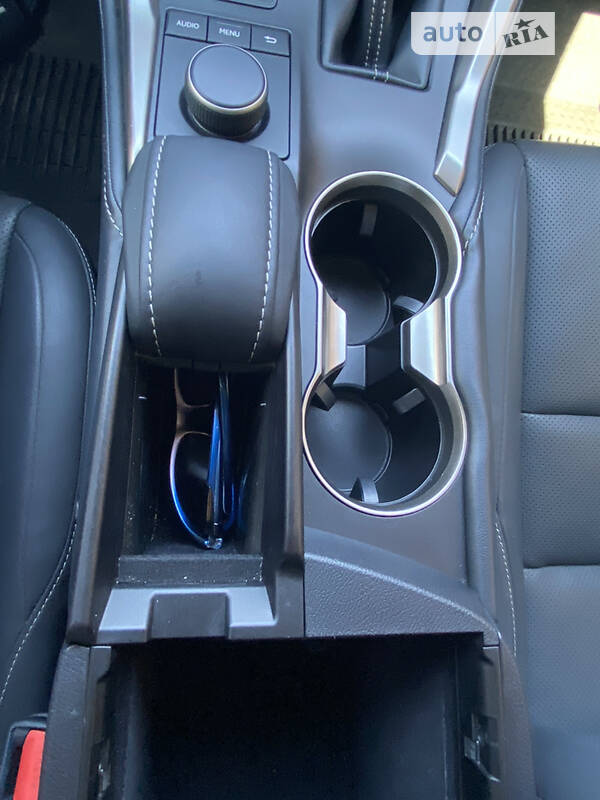 Внедорожник / Кроссовер Lexus NX 2017 в Харькове