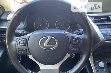 Внедорожник / Кроссовер Lexus NX 2017 в 