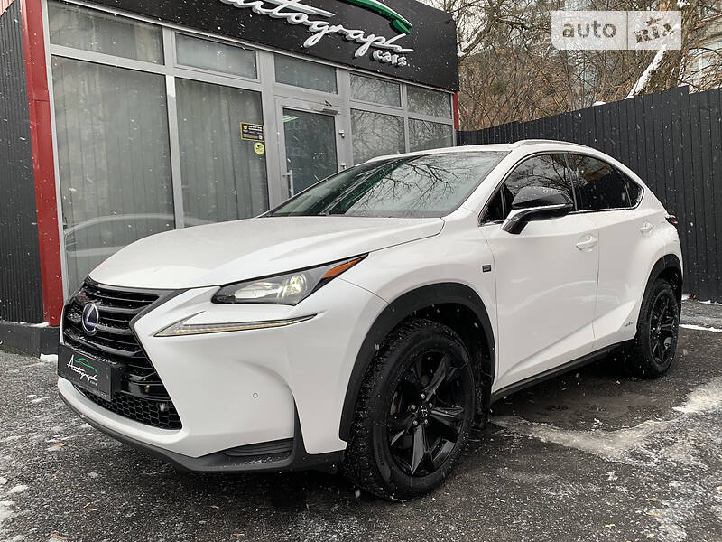 Позашляховик / Кросовер Lexus NX 2017 в Києві