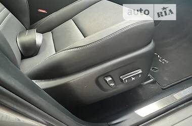 Позашляховик / Кросовер Lexus NX 2019 в 