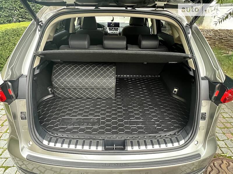 Внедорожник / Кроссовер Lexus NX 2019 в Киеве фото 27 Внедорожник / Кроссовер Lexus NX 2019 в Киеве