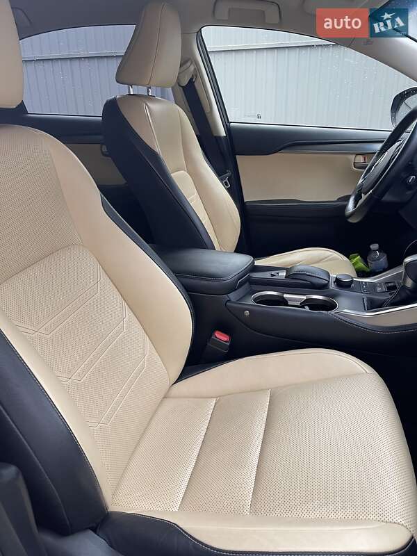 Внедорожник / Кроссовер Lexus NX 2014 в Киеве