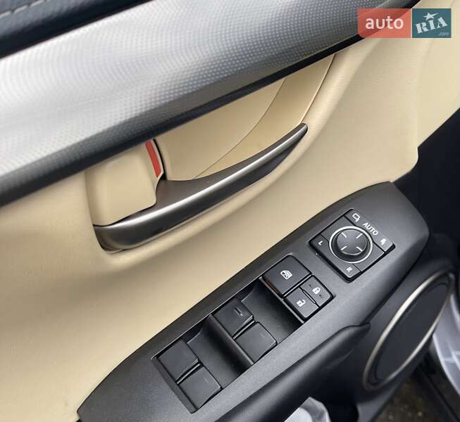 Внедорожник / Кроссовер Lexus NX 2014 в Киеве