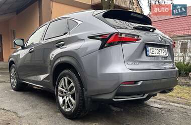 Внедорожник / Кроссовер Lexus NX 2014 в 