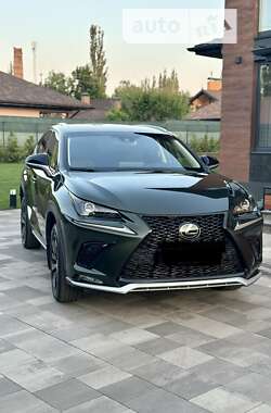 Внедорожник / Кроссовер Lexus NX 2021 в 