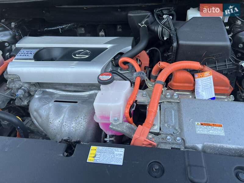 Внедорожник / Кроссовер Lexus NX 2016 в Тернополе