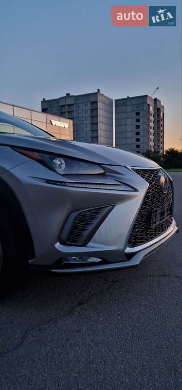 Внедорожник / Кроссовер Lexus NX 2019 в Киеве