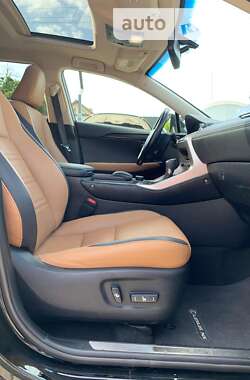 Позашляховик / Кросовер Lexus NX 2017 в Харкові