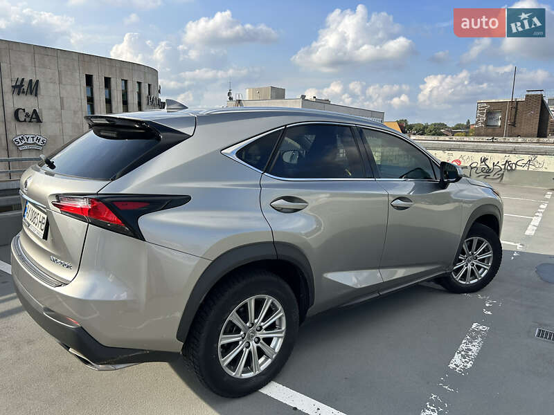 Внедорожник / Кроссовер Lexus NX 2016 в Харькове