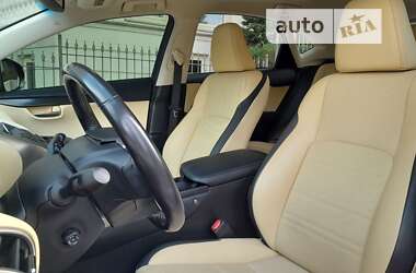 Внедорожник / Кроссовер Lexus NX 2015 в 
