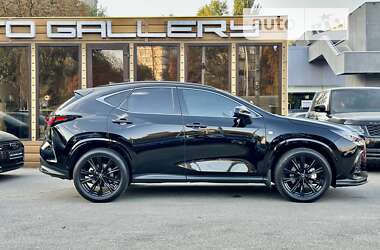 Внедорожник / Кроссовер Lexus NX 2022 в 