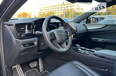 Внедорожник / Кроссовер Lexus NX 2022 в 