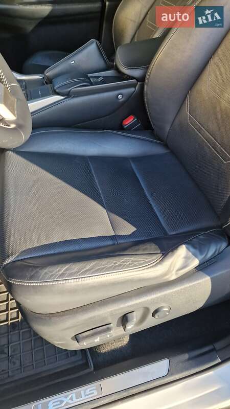 Позашляховик / Кросовер Lexus NX 2014 в Дніпрі