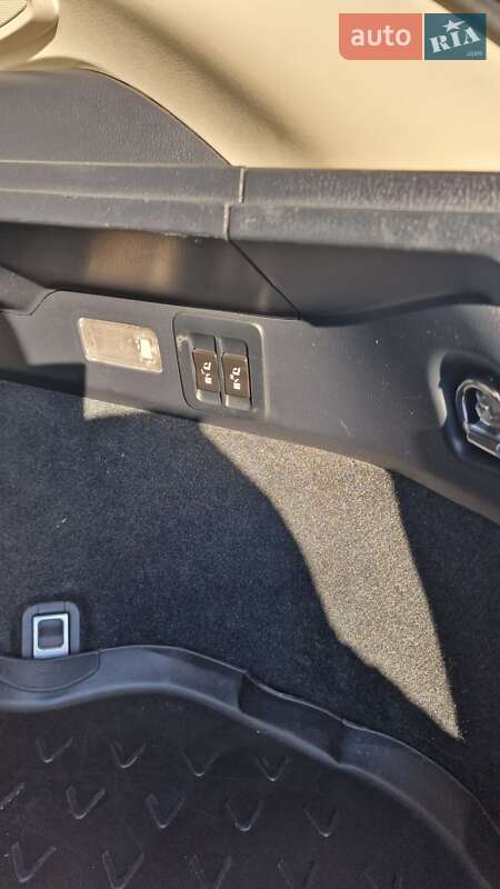 Позашляховик / Кросовер Lexus NX 2014 в Дніпрі