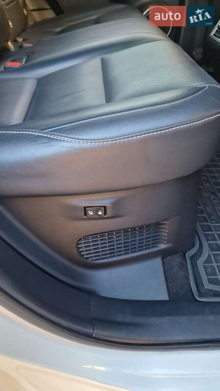 Позашляховик / Кросовер Lexus NX 2014 в Дніпрі