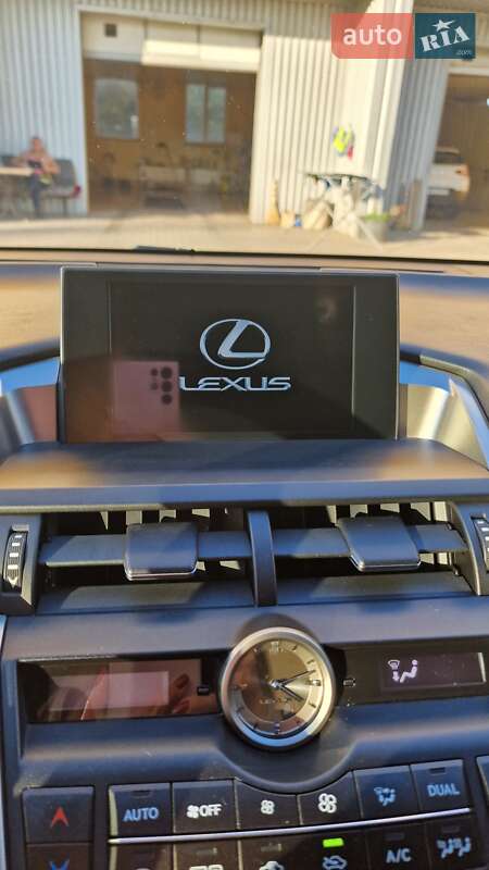 Позашляховик / Кросовер Lexus NX 2014 в Дніпрі