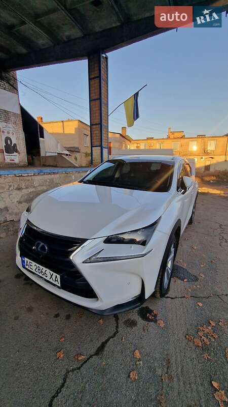 Позашляховик / Кросовер Lexus NX 2014 в Дніпрі