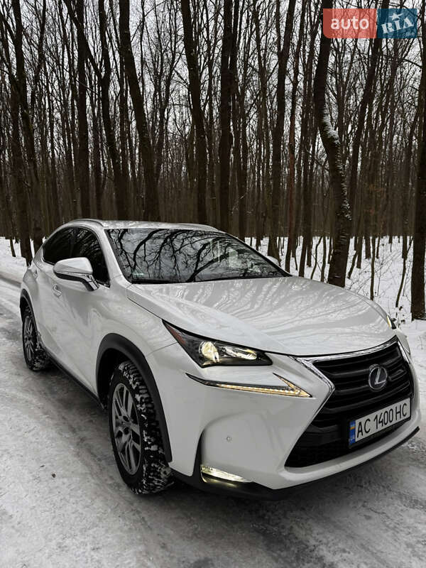Внедорожник / Кроссовер Lexus NX 2016 в Луцке