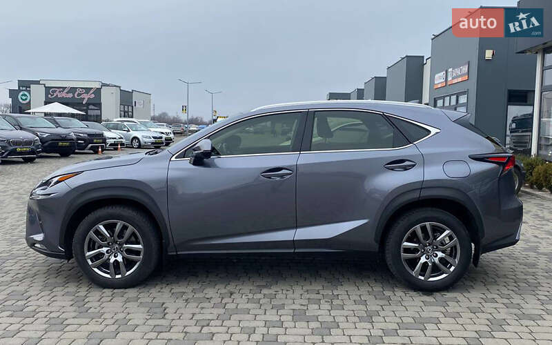 Внедорожник / Кроссовер Lexus NX 2018 в Мукачево