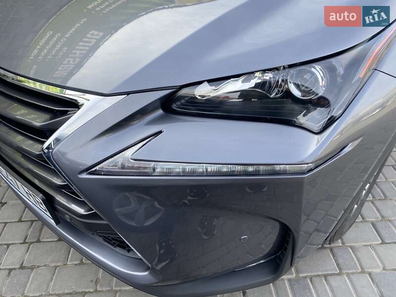 Позашляховик / Кросовер Lexus NX 2017 в Кропивницькому