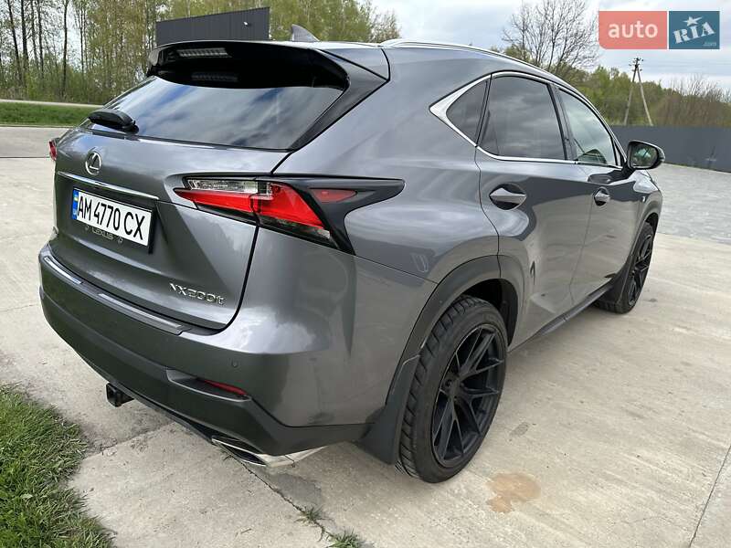Внедорожник / Кроссовер Lexus NX 2015 в Киеве