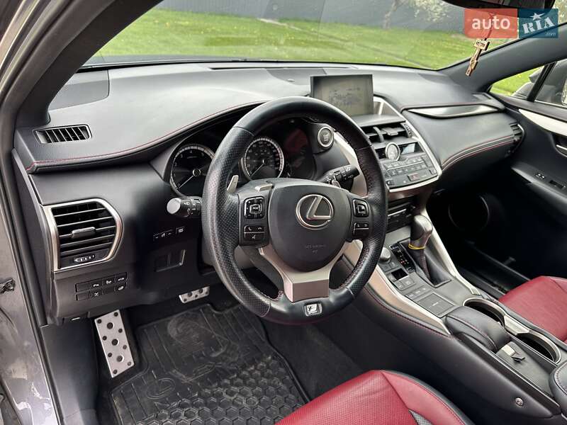 Внедорожник / Кроссовер Lexus NX 2015 в Киеве