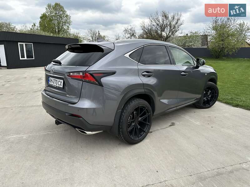 Внедорожник / Кроссовер Lexus NX 2015 в Киеве