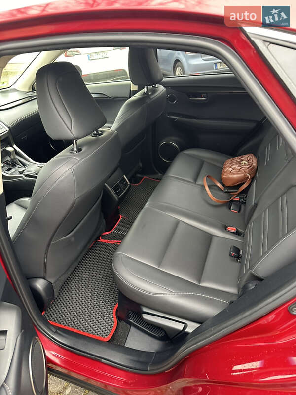 Позашляховик / Кросовер Lexus NX 2016 в Одесі