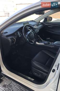 Позашляховик / Кросовер Lexus NX 2015 в Білій Церкві