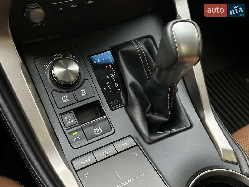 Внедорожник / Кроссовер Lexus NX 2019 в Одессе