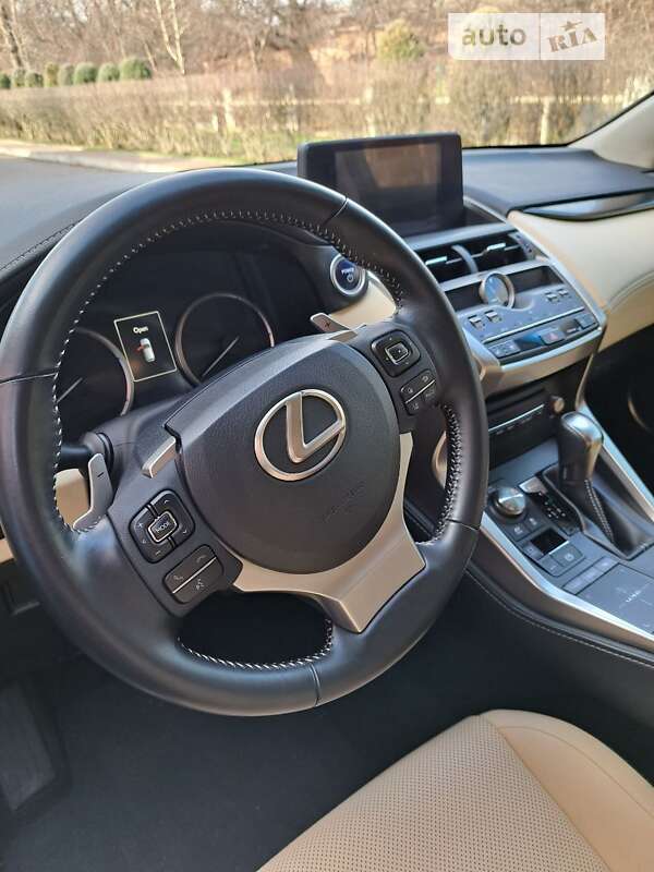 Внедорожник / Кроссовер Lexus NX 2018 в Одессе