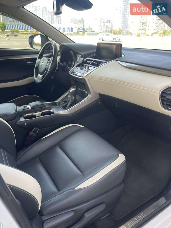 Внедорожник / Кроссовер Lexus NX 2020 в Киеве