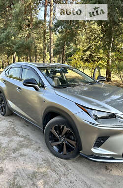 Внедорожник / Кроссовер Lexus NX 2020 в 