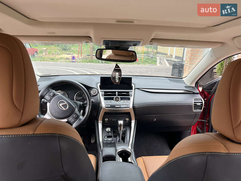 Внедорожник / Кроссовер Lexus NX 2019 в Дубно