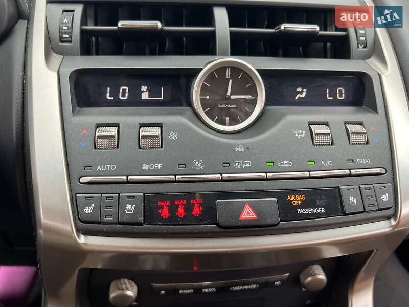 Внедорожник / Кроссовер Lexus NX 2019 в Дубно