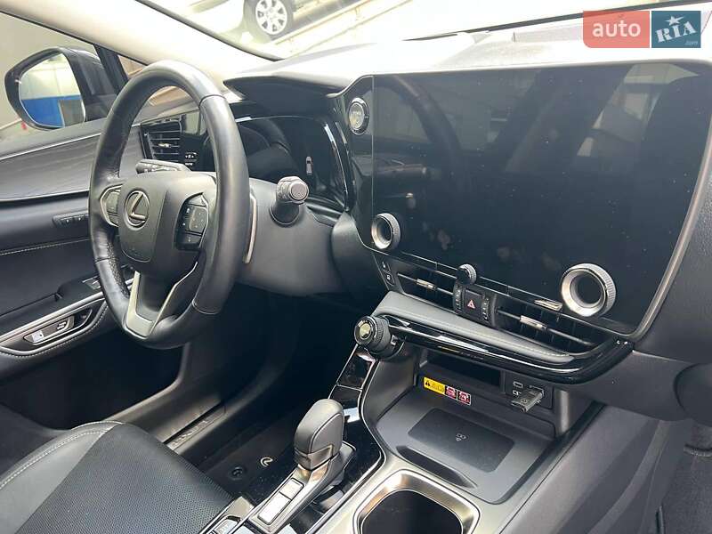 Внедорожник / Кроссовер Lexus NX 2022 в Одессе