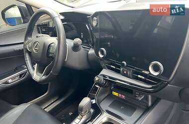 Внедорожник / Кроссовер Lexus NX 2022 в 