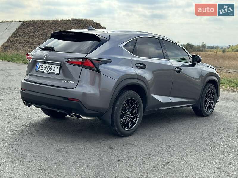 Внедорожник / Кроссовер Lexus NX 2016 в Днепре