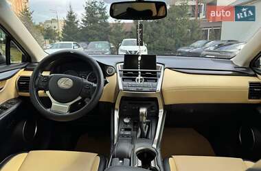 Внедорожник / Кроссовер Lexus NX 2015 в 